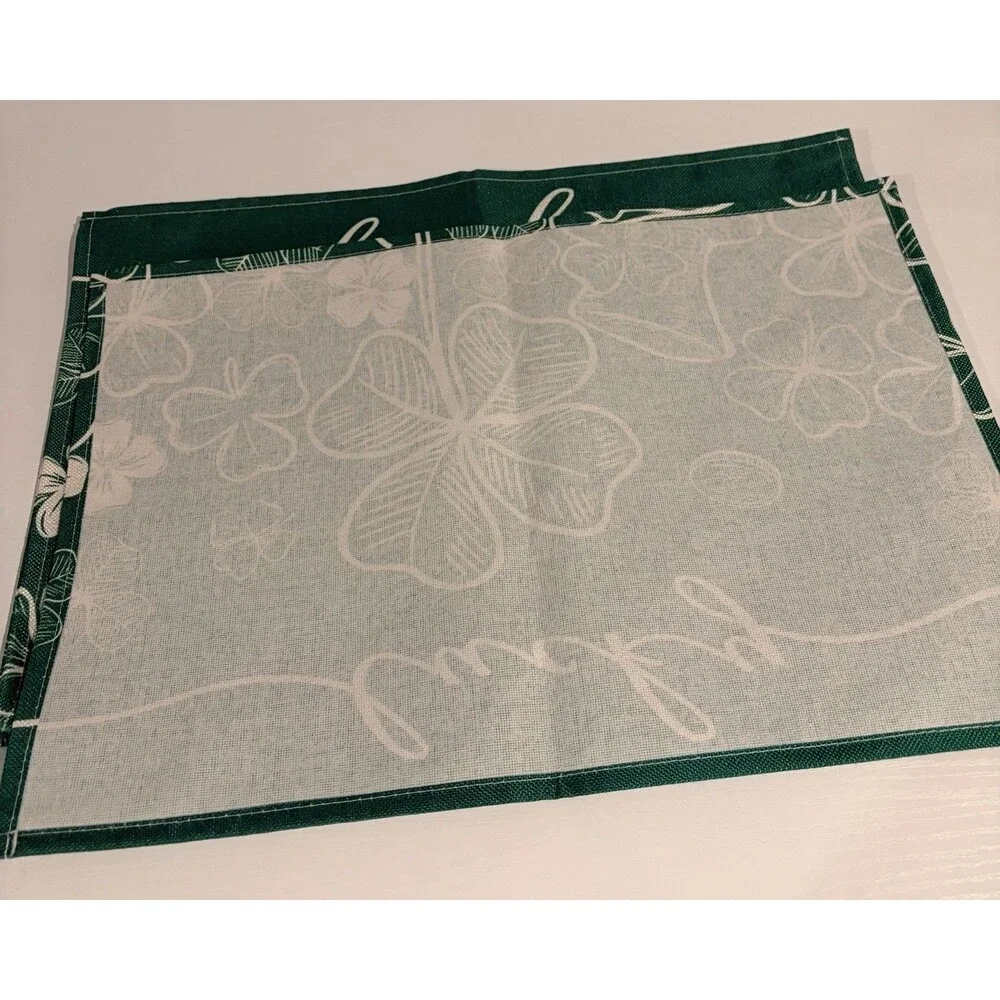 Clover green placemats
